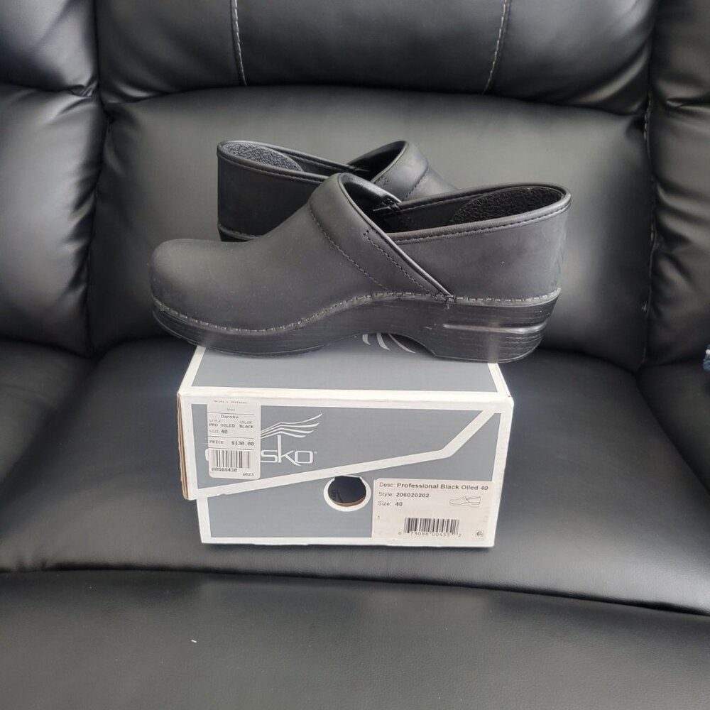 Dansko Clogs sz 40 9 Professional Oiled Black PRO EUC Comfortable Nurse Shoes